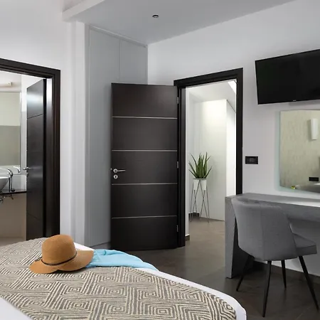 ヴィラ Alindo I *