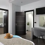 Villa Alindo I *
