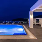 Alindo I Villa *